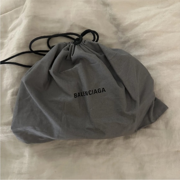 NEW Balenciaga Everyday Camera Bag Leather Bag Silver 552372 - Picture 10 of 11